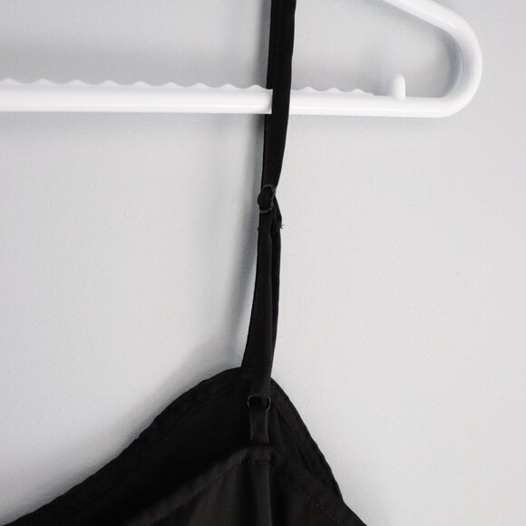 Sleeveless M/L Black Mini Satin Layering Casual Simple Minimalist Slip DressMe - Picture 6 of 8
